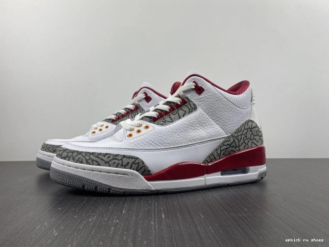 Cardinal Jordan 3 Red CT8532-126 Retro 0701